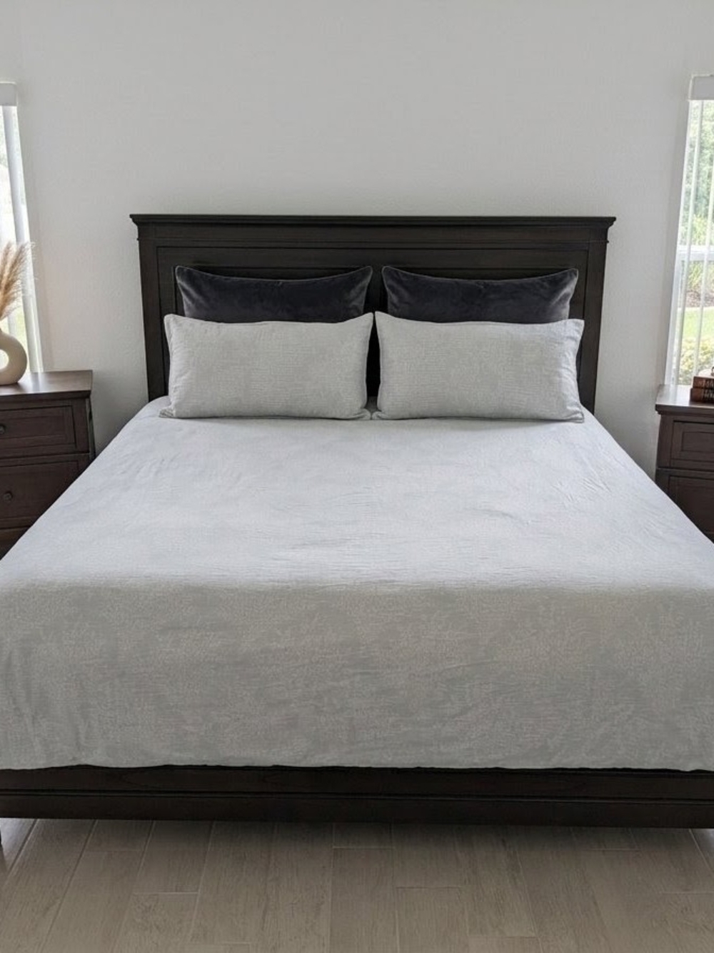 King Size Light Blue Linen-Look Bedding